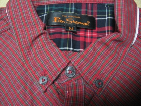 Ben Sherman, pánska červenomodrozelená košeľa s krátkym rukávom 100%bavlna /detail/ 